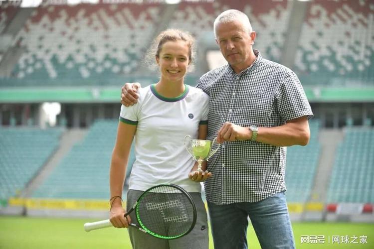 则在保持传 则在保持传