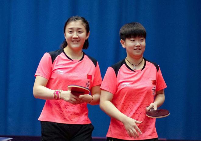 内维尔：我预测曼联2-1赢球，阿森纳会有很糟糕的开门黑