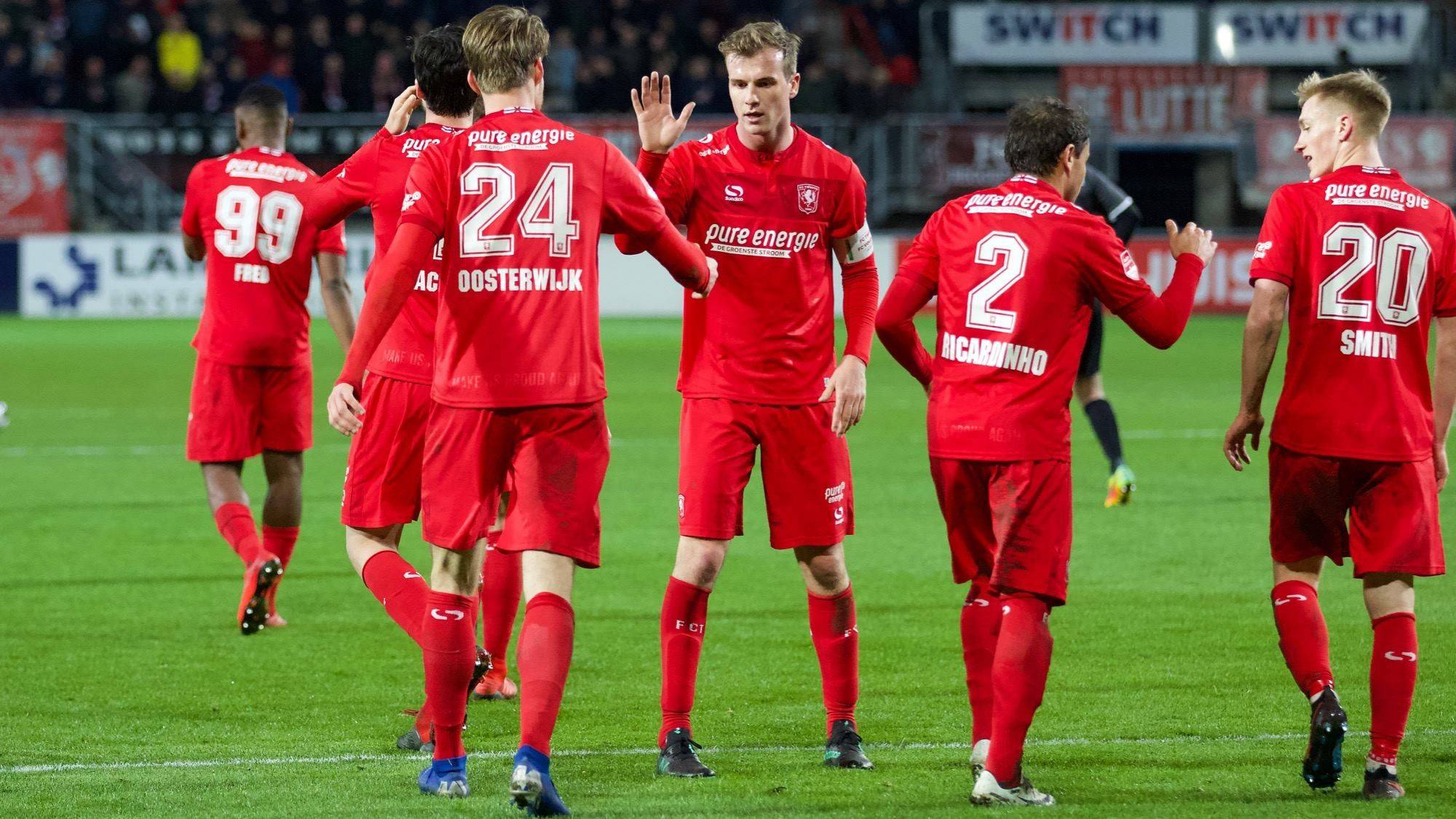 记者：巴萨在寻找一名会说西班牙语的翻译