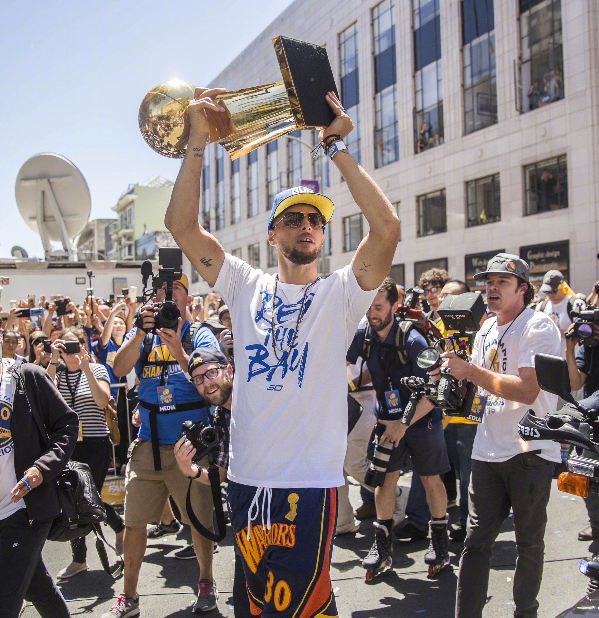 西超杯裁判：德梅拉执法巴萨vs毕包，布斯克茨执法马德里德比